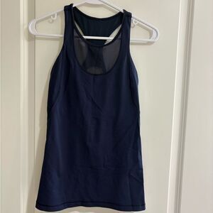 Lululemon navy Speed Tank with built in sports bra size 6.